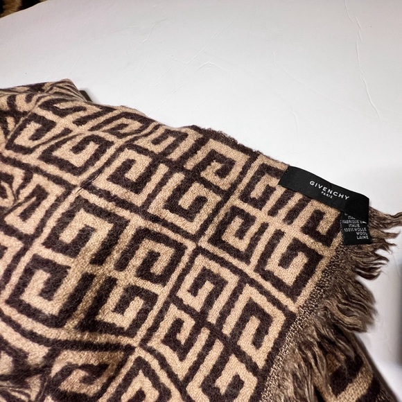 Authentic Givenchy Scarf - Picture 4 of 13